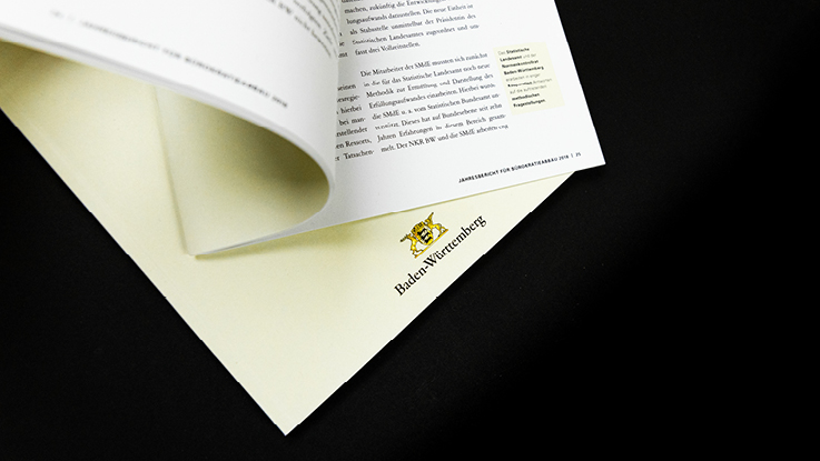 VISUELL Kommunikationsdesign: Detailansicht Seite aus dem Arbeitsprogamm/Jahresbericht