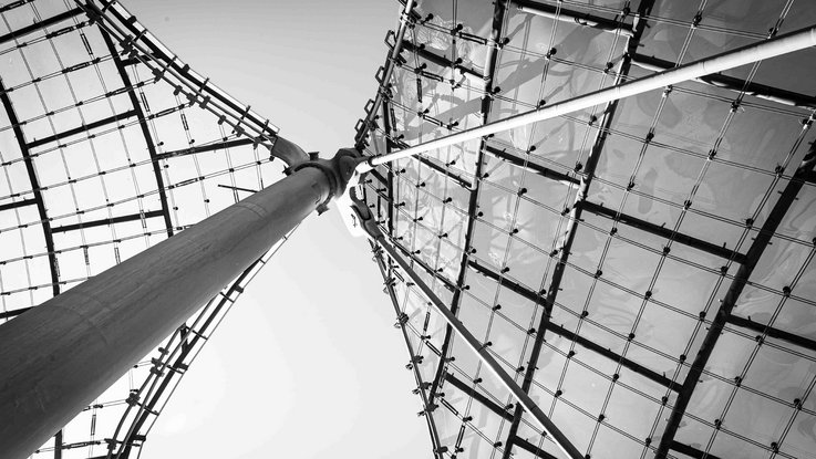 VISUELL Blogbeitrag: Weiterbildung in Innsbruck und München: Das Dach des Olympiastadions in München