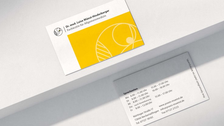 VISUELL Kommunikationsdesign: Corporate Design: Visitenkarte mit Vorderseite und Rückseite